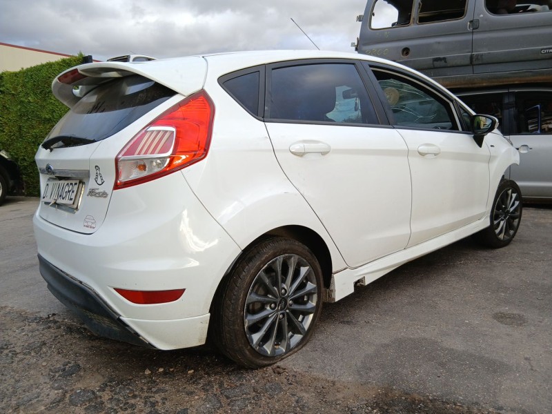 Recambio de carroceria para ford fiesta vi (cb1, ccn) 1.5 tdci referencia OEM IAM    Recambio de carroceria para ford fiesta vi (cb1, ccn) 1.5 tdci referencia OEM IAM