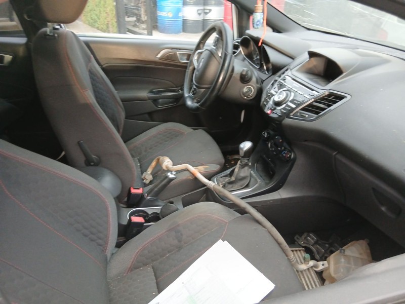 Recambio de carroceria para ford fiesta vi (cb1, ccn) 1.5 tdci referencia OEM IAM    Recambio de carroceria para ford fiesta vi (cb1, ccn) 1.5 tdci referencia OEM IAM