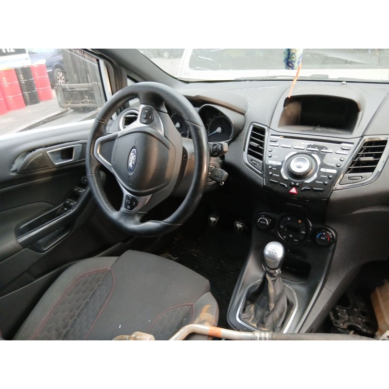 Recambio de carroceria para ford fiesta vi (cb1, ccn) 1.5 tdci referencia OEM IAM    Recambio de carroceria para ford fiesta vi (cb1, ccn) 1.5 tdci referencia OEM IAM