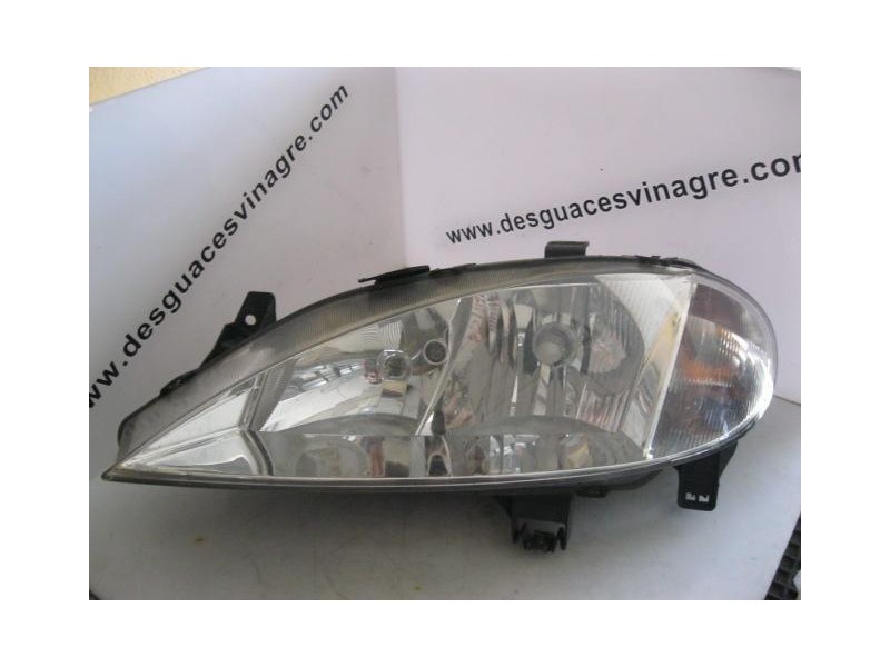 Recambio de faro izq. : renault megane : 1.9 dti /f9q q7 (80,24cv) 4p [2002] para renault megane 1.9 dti /f9q q7 referencia OEM 