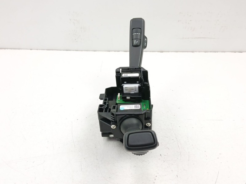 Recambio de mando luces y limpias para volvo s60 ii (134) d4 referencia OEM IAM 31343010 31394004 31394001