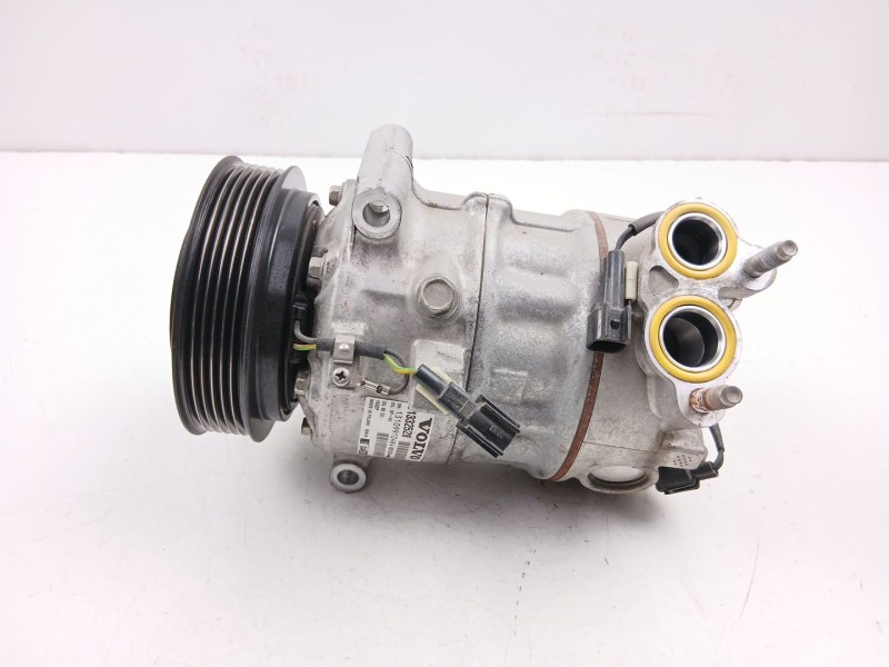 Recambio de compresor aire acondicionado para volvo s60 ii (134) d4 referencia OEM IAM 31332528  