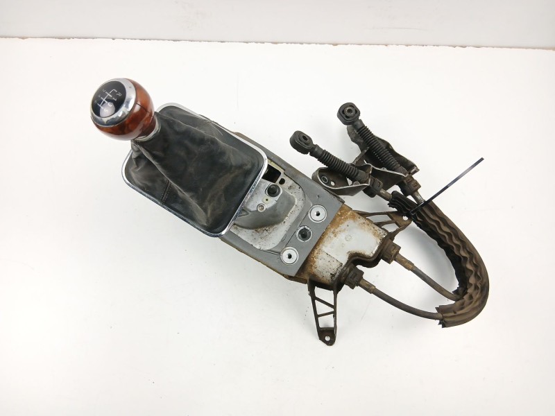 Recambio de palanca cambio manual para volkswagen touareg (7la, 7l6, 7l7) 2.5 r5 tdi referencia OEM IAM 7L6711049C  