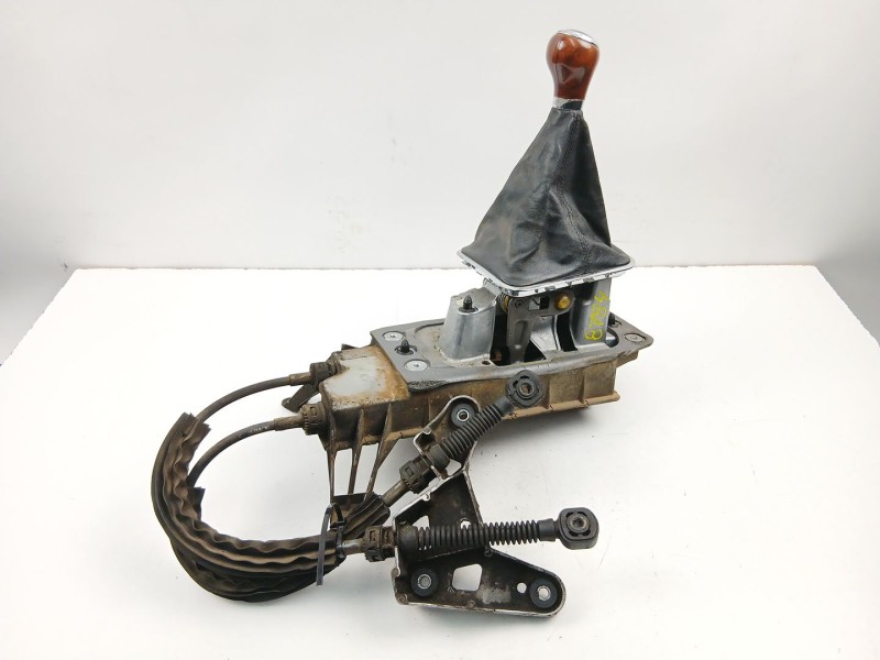 Recambio de palanca cambio manual para volkswagen touareg (7la, 7l6, 7l7) 2.5 r5 tdi referencia OEM IAM 7L6711049C  