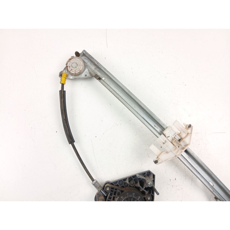 Recambio de elevalunas trasero izquierdo para peugeot 406 (8b) 2.0 hdi 110 referencia OEM IAM 922356   Recambio de elevalunas trasero izquierdo para peugeot 406 (8b) 2.0 hdi 110 referencia OEM IAM 922356