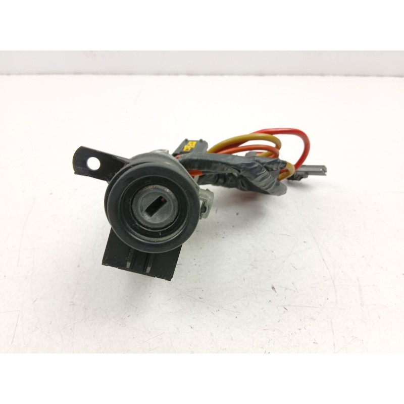 Recambio de conmutador de arranque para peugeot 406 (8b) 2.0 hdi 110 referencia OEM IAM 4162R7   Recambio de conmutador de arranque para peugeot 406 (8b) 2.0 hdi 110 referencia OEM IAM 4162R7