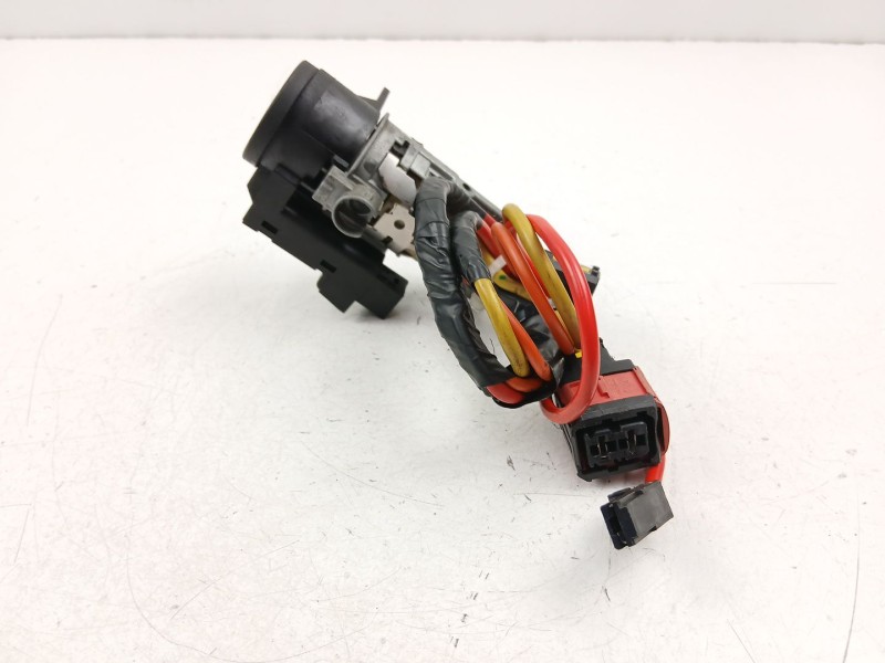 Recambio de conmutador de arranque para peugeot 406 (8b) 2.0 hdi 110 referencia OEM IAM 4162R7   Recambio de conmutador de arranque para peugeot 406 (8b) 2.0 hdi 110 referencia OEM IAM 4162R7