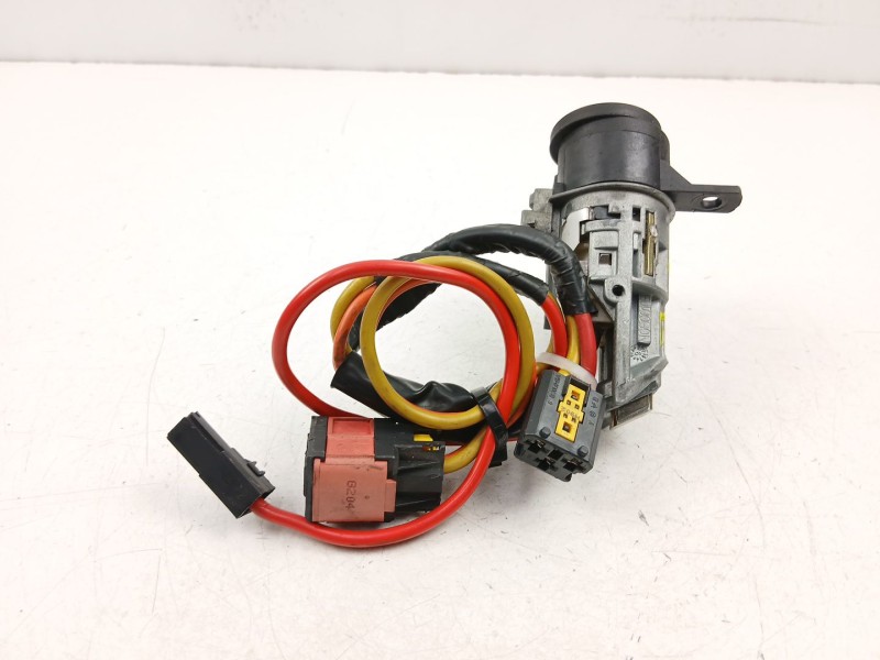 Recambio de conmutador de arranque para peugeot 406 (8b) 2.0 hdi 110 referencia OEM IAM 4162R7   Recambio de conmutador de arranque para peugeot 406 (8b) 2.0 hdi 110 referencia OEM IAM 4162R7