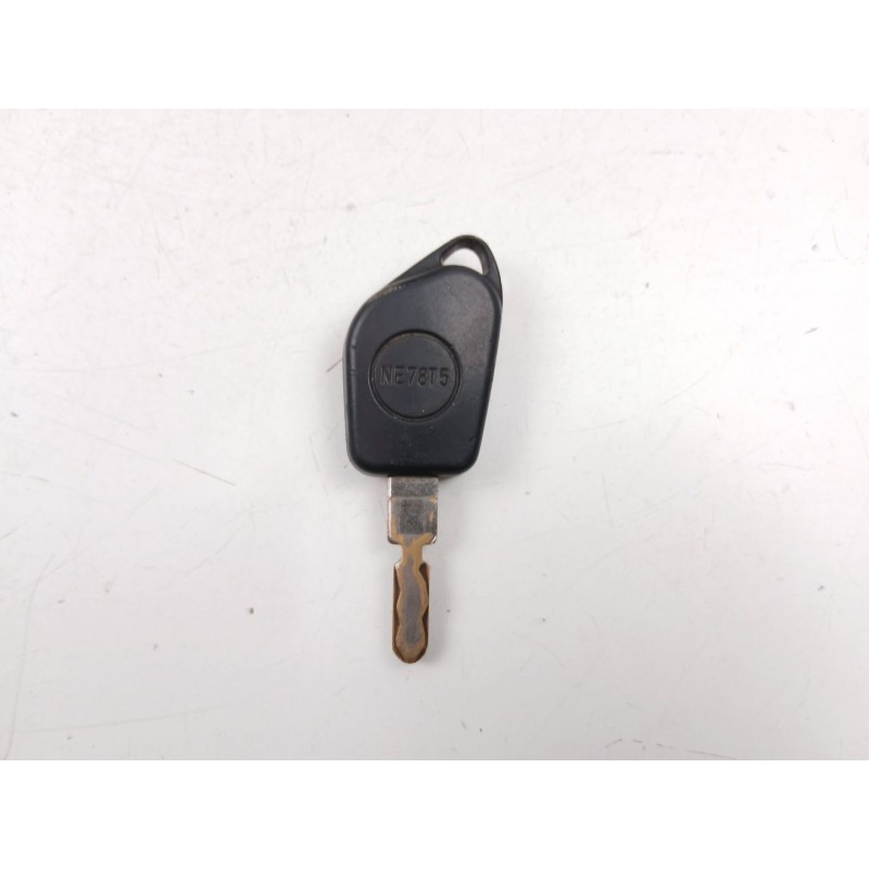 Recambio de conmutador de arranque para peugeot 406 (8b) 2.0 hdi 110 referencia OEM IAM 4162R7   Recambio de conmutador de arranque para peugeot 406 (8b) 2.0 hdi 110 referencia OEM IAM 4162R7