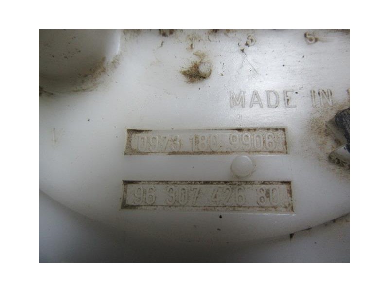 Recambio de bomba gasolina / aforadores : peugeot 406 : 1.9 d (89,73cv) [1998] para peugeot 406 1.9 d referencia OEM IAM 9630742