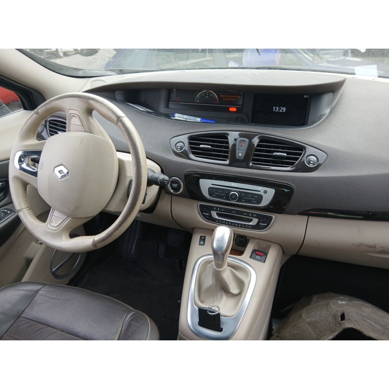 Recambio de carroceria para renault scénic iii (jz0/1_) 1.5 dci referencia OEM IAM    Recambio de carroceria para renault scénic iii (jz0/1_) 1.5 dci referencia OEM IAM