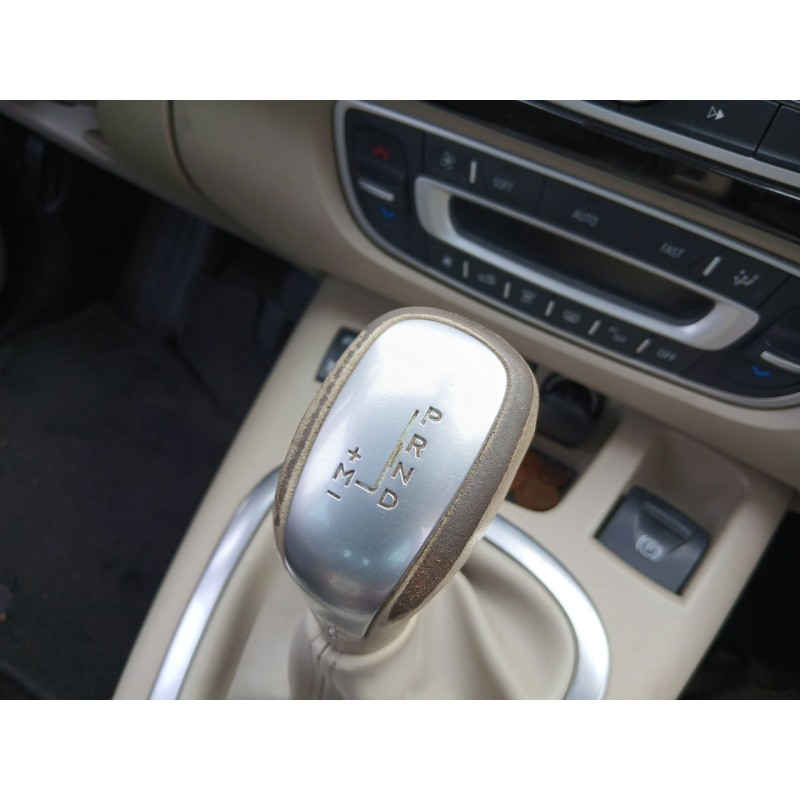 Recambio de carroceria para renault scénic iii (jz0/1_) 1.5 dci referencia OEM IAM    Recambio de carroceria para renault scénic iii (jz0/1_) 1.5 dci referencia OEM IAM