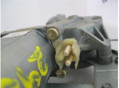 Recambio de elevalunas elec. tra. izq. : m. benz c 180 : 1.8 g -111 (122,4cv) 4p [1994] para m. benz c 180 1.8 g -111  4p refere 2