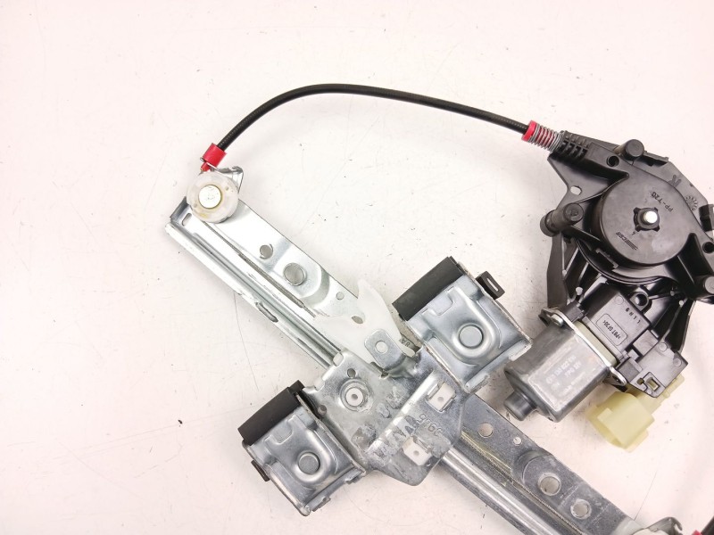 Recambio de elevalunas trasero derecho para ford fiesta vi (cb1, ccn) 1.5 tdci referencia OEM IAM 8A61A23208BG  