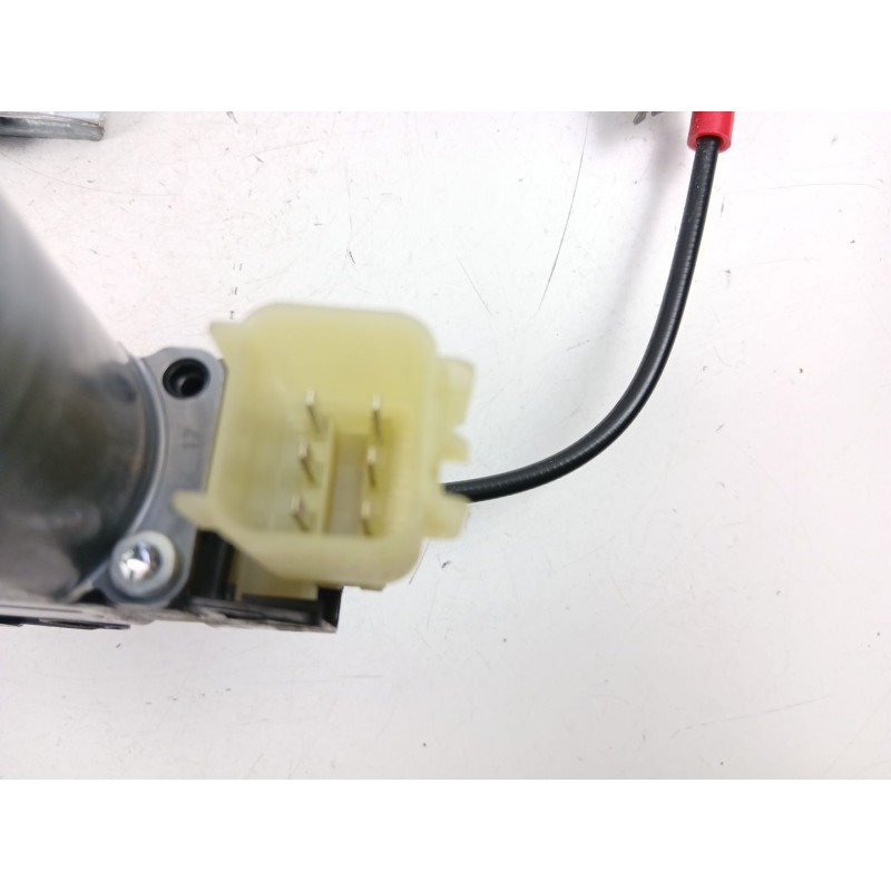 Recambio de elevalunas trasero derecho para ford fiesta vi (cb1, ccn) 1.5 tdci referencia OEM IAM 8A61A23208BG  