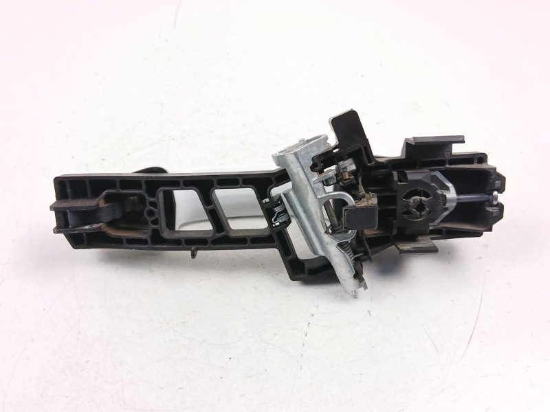 Recambio de manilla trasera derecha para ford fiesta vi (cb1, ccn) 1.5 tdci referencia OEM IAM 8A61A224A36AN  