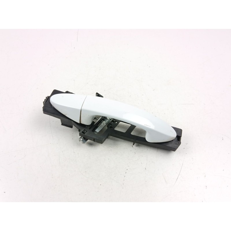 Recambio de manilla delantera derecha para ford fiesta vi (cb1, ccn) 1.5 tdci referencia OEM IAM 8A61A224A36AN  
