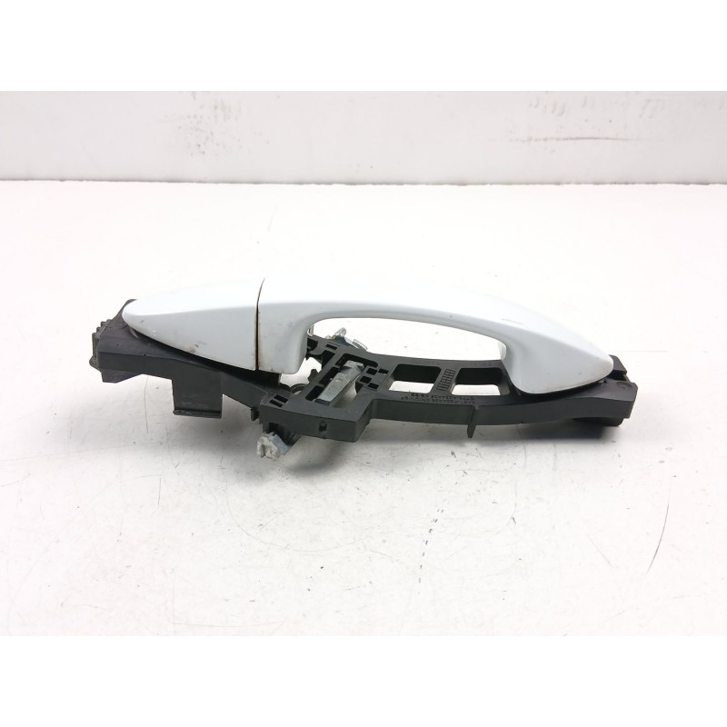 Recambio de manilla delantera derecha para ford fiesta vi (cb1, ccn) 1.5 tdci referencia OEM IAM 8A61A224A36AN  