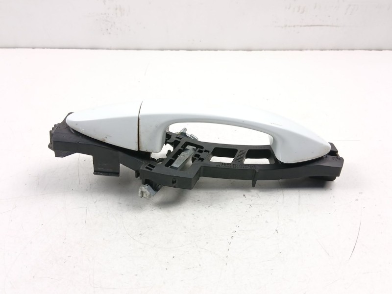 Recambio de manilla delantera derecha para ford fiesta vi (cb1, ccn) 1.5 tdci referencia OEM IAM 8A61A224A36AN  