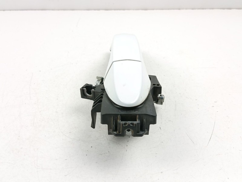 Recambio de manilla delantera derecha para ford fiesta vi (cb1, ccn) 1.5 tdci referencia OEM IAM 8A61A224A36AN  