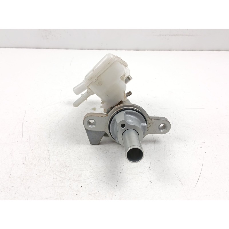 Recambio de bomba de freno para ford fiesta vi (cb1, ccn) 1.5 tdci referencia OEM IAM 8V512140DB  