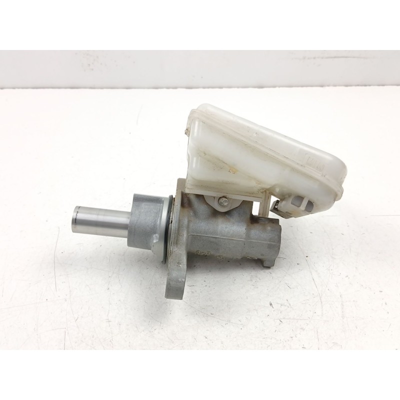 Recambio de bomba de freno para ford fiesta vi (cb1, ccn) 1.5 tdci referencia OEM IAM 8V512140DB  