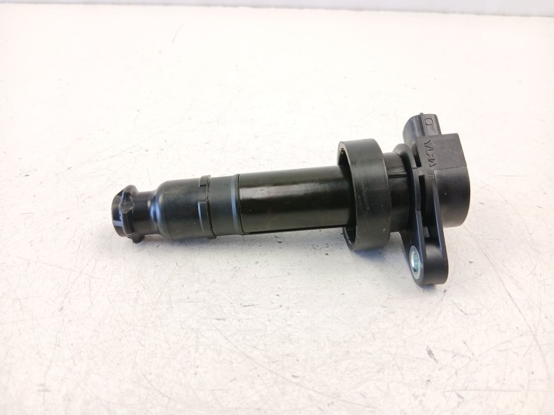 Recambio de bobina para kia cee´d hatchback (ed) 1.4 cvvt referencia OEM IAM 273012B010  