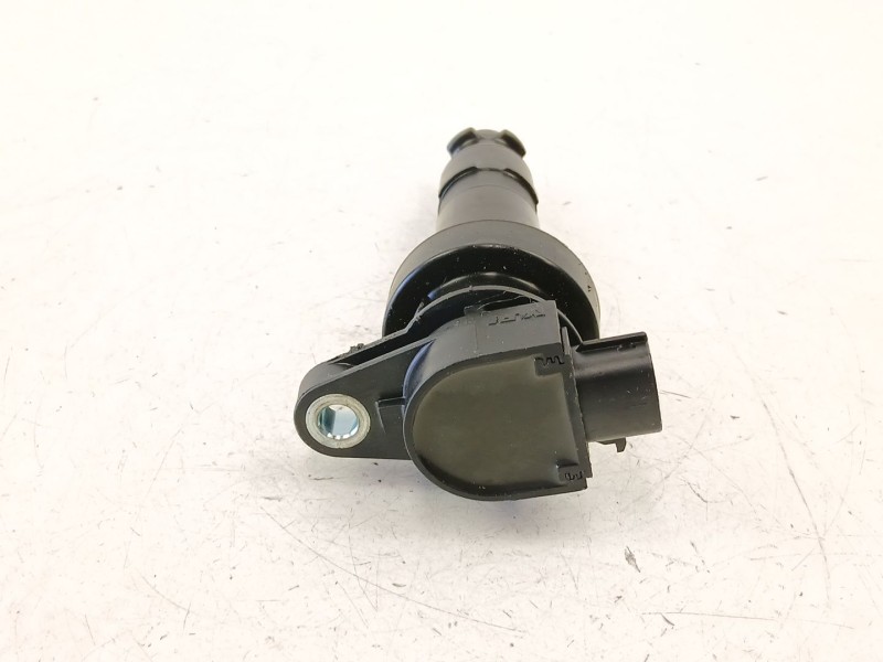Recambio de bobina para kia cee´d hatchback (ed) 1.4 cvvt referencia OEM IAM 273012B010  