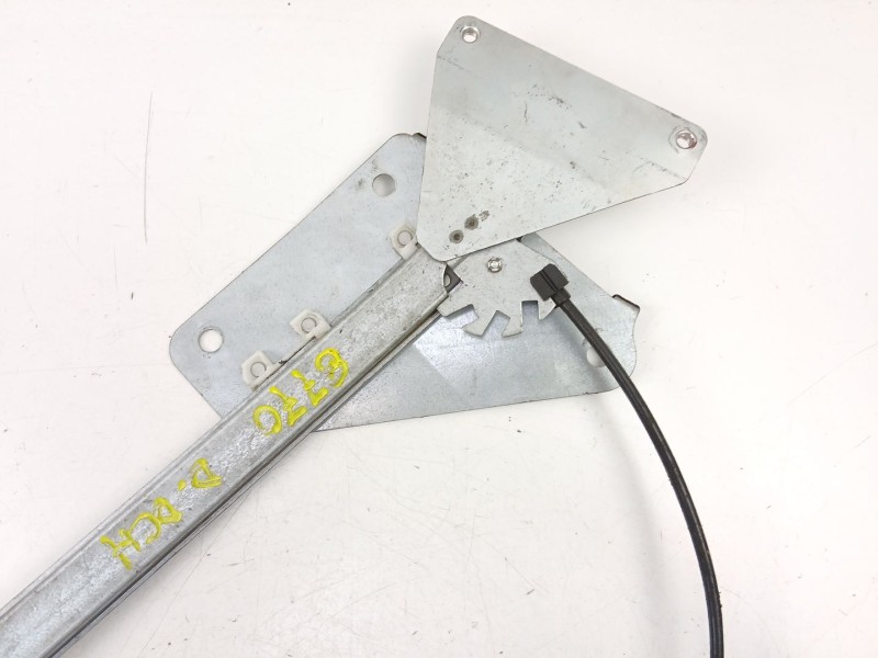 Recambio de elevalunas delantero derecho para hyundai coupe ii (gk) 1.6 16v referencia OEM IAM 824042C000  