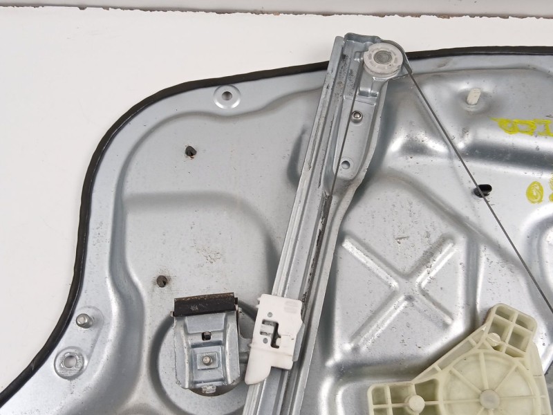 Recambio de elevalunas delantero izquierdo para kia cee´d hatchback (ed) 1.4 cvvt referencia OEM IAM 824701H000  