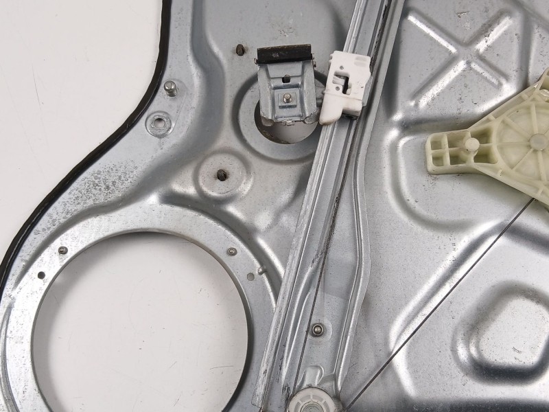 Recambio de elevalunas delantero izquierdo para kia cee´d hatchback (ed) 1.4 cvvt referencia OEM IAM 824701H000  