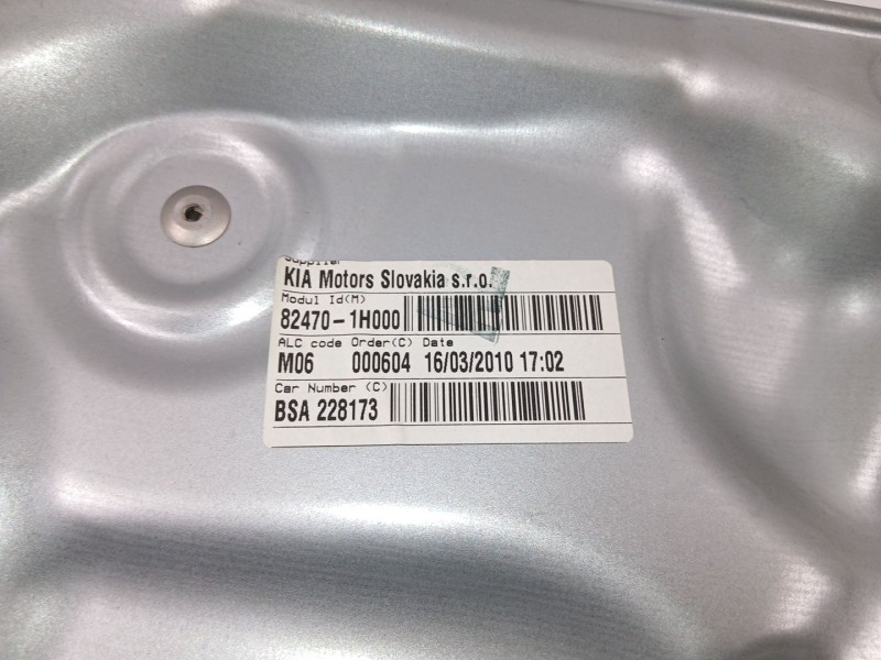 Recambio de elevalunas delantero izquierdo para kia cee´d hatchback (ed) 1.4 cvvt referencia OEM IAM 824701H000  