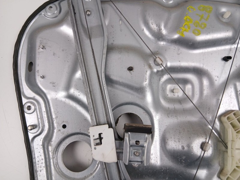 Recambio de elevalunas delantero derecho para kia cee´d hatchback (ed) 1.4 cvvt referencia OEM IAM 824801H120  