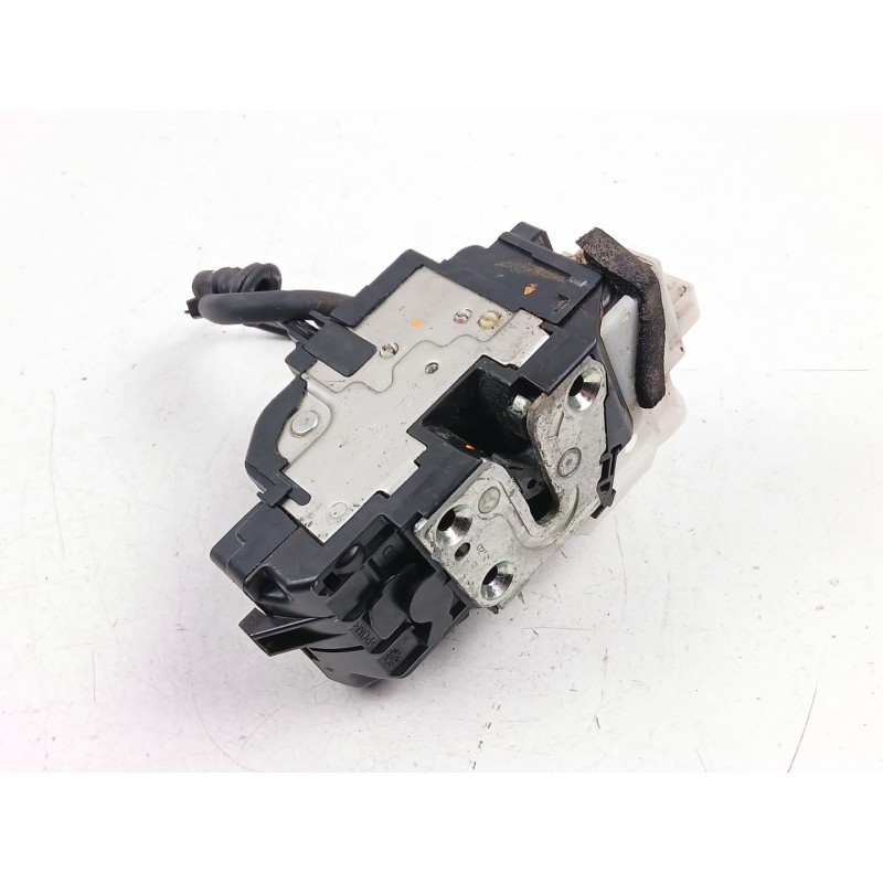 Recambio de cerradura puerta delantera derecha para kia cee´d hatchback (ed) 1.4 cvvt referencia OEM IAM 813201H060  