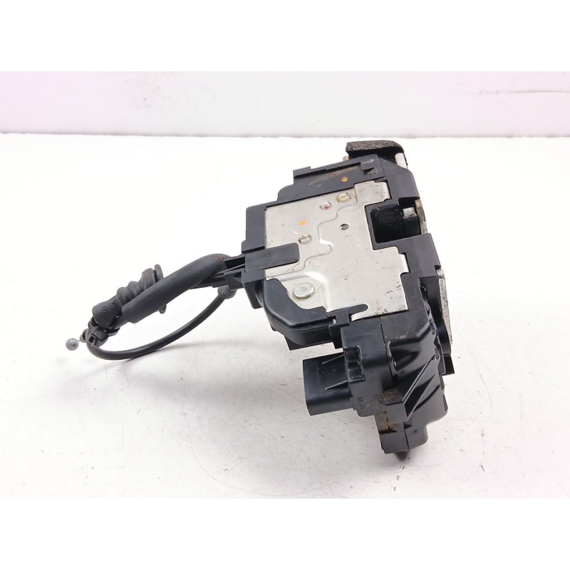 Recambio de cerradura puerta delantera derecha para kia cee´d hatchback (ed) 1.4 cvvt referencia OEM IAM 813201H060  