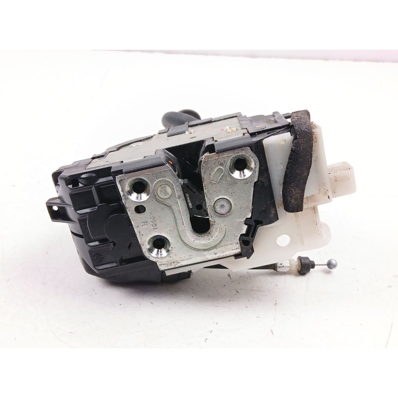 Recambio de cerradura puerta delantera derecha para kia cee´d hatchback (ed) 1.4 cvvt referencia OEM IAM 813201H060  