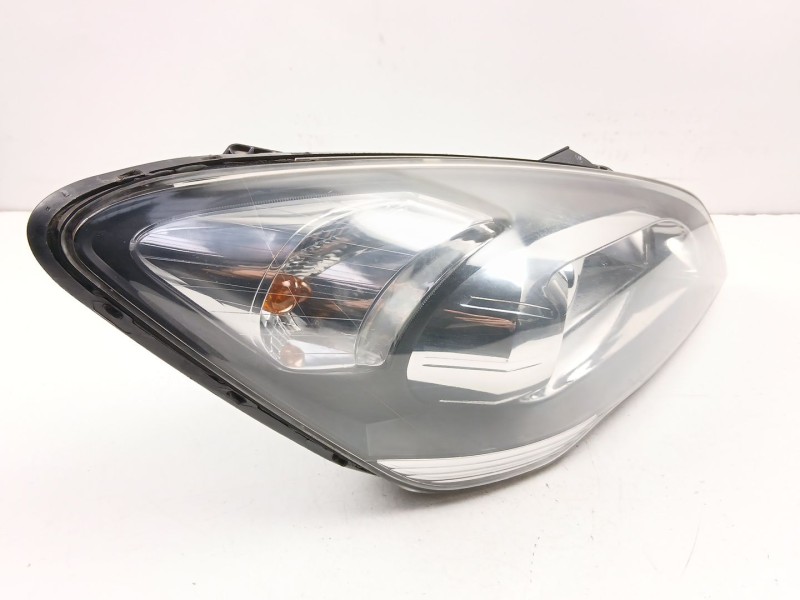 Recambio de faro derecho para kia cee´d hatchback (ed) 1.4 cvvt referencia OEM IAM 921021H070  