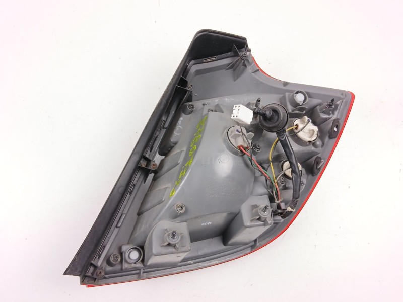 Recambio de piloto trasero izquierdo para kia cee´d hatchback (ed) 1.4 cvvt referencia OEM IAM 924011H050  