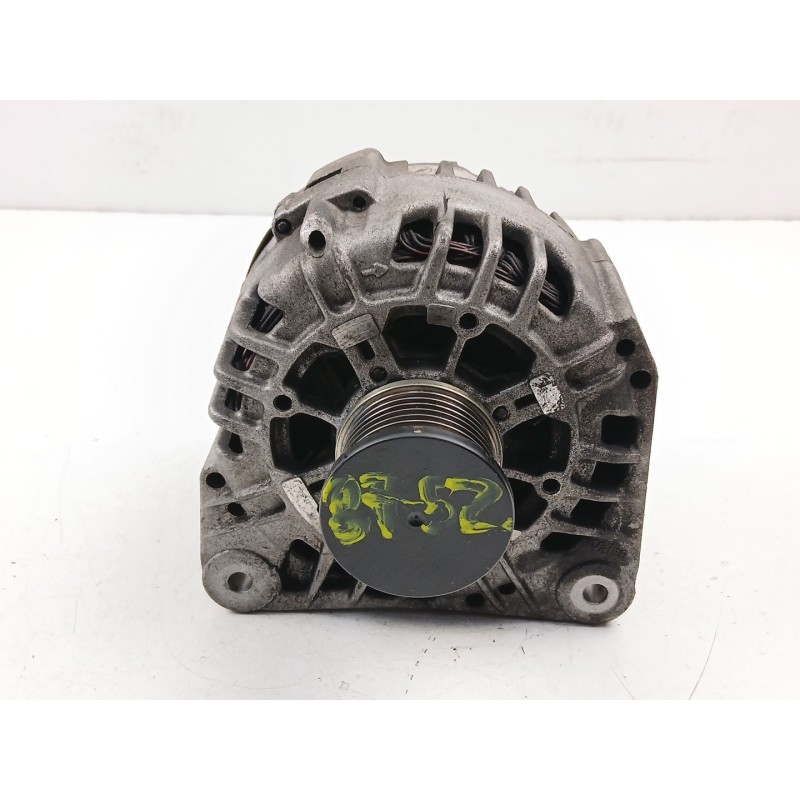 Recambio de alternador para volvo s40 i (644) 1.9 di referencia OEM IAM 8251641 SG12B096  Recambio de alternador para volvo s40 i (644) 1.9 di referencia OEM IAM 8251641 SG12B096