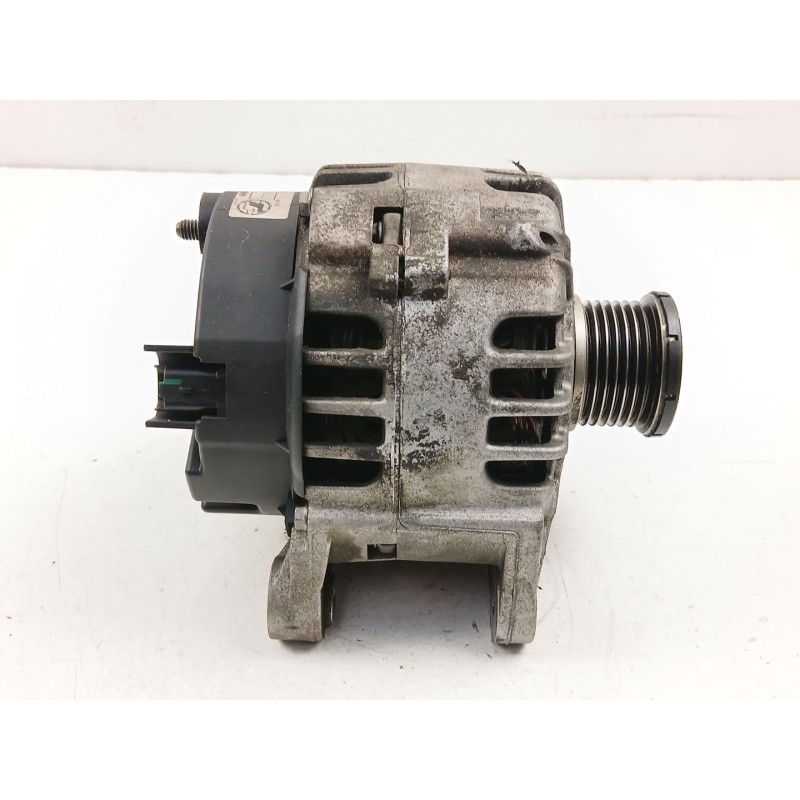 Recambio de alternador para volvo s40 i (644) 1.9 di referencia OEM IAM 8251641 SG12B096  Recambio de alternador para volvo s40 i (644) 1.9 di referencia OEM IAM 8251641 SG12B096