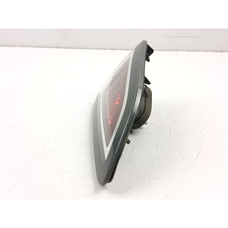 Recambio de piloto porton izquierdo para renault scénic iii (jz0/1_) 1.5 dci referencia OEM IAM 265551471R  