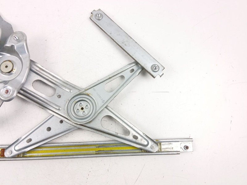 Recambio de elevalunas trasero izquierdo para renault scénic iii (jz0/1_) 1.5 dci referencia OEM IAM 827310166R  