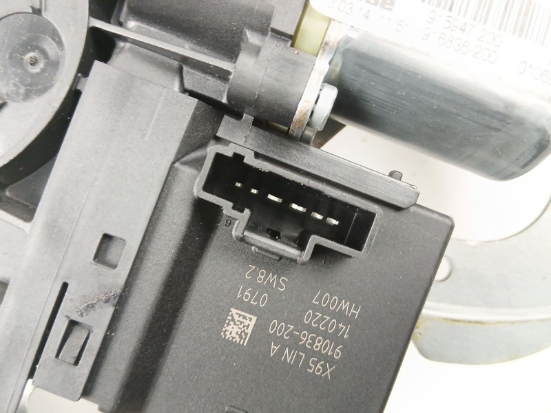 Recambio de elevalunas trasero derecho para renault scénic iii (jz0/1_) 1.5 dci referencia OEM IAM 827303178R  