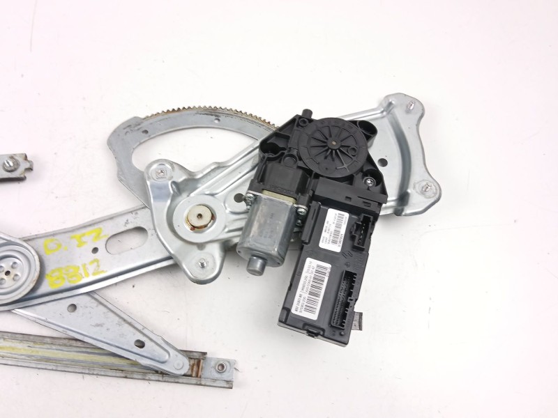 Recambio de elevalunas delantero izquierdo para renault scénic iii (jz0/1_) 1.5 dci referencia OEM IAM 807319718R  