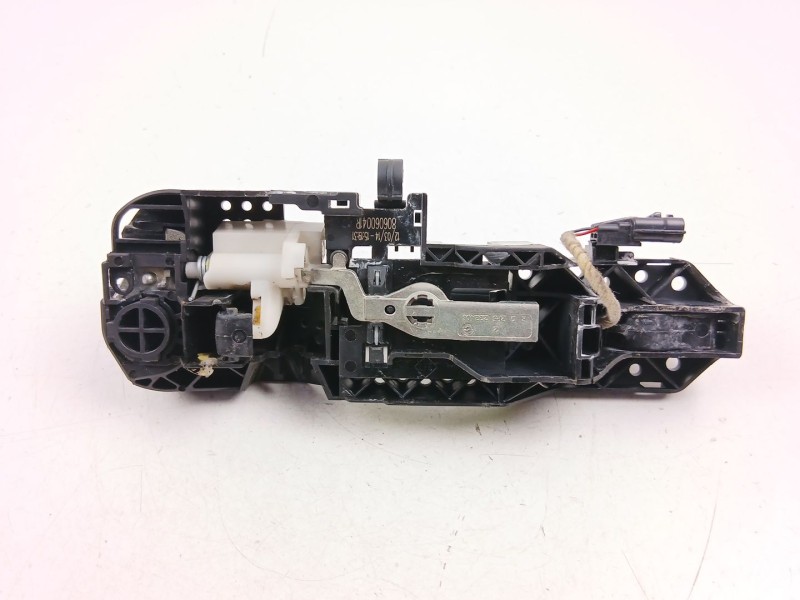 Recambio de manilla trasera derecha para renault scénic iii (jz0/1_) 1.5 dci referencia OEM IAM 806060041R  