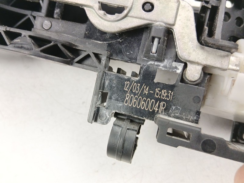 Recambio de manilla trasera derecha para renault scénic iii (jz0/1_) 1.5 dci referencia OEM IAM 806060041R  