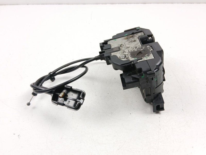 Recambio de cerradura puerta trasera derecha para renault scénic iii (jz0/1_) 1.5 dci referencia OEM IAM 825020033R  