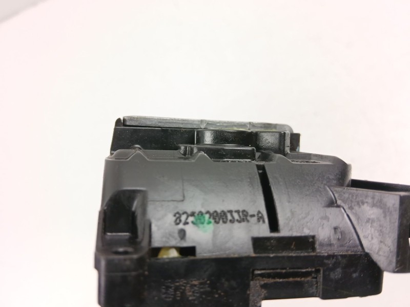 Recambio de cerradura puerta trasera derecha para renault scénic iii (jz0/1_) 1.5 dci referencia OEM IAM 825020033R  