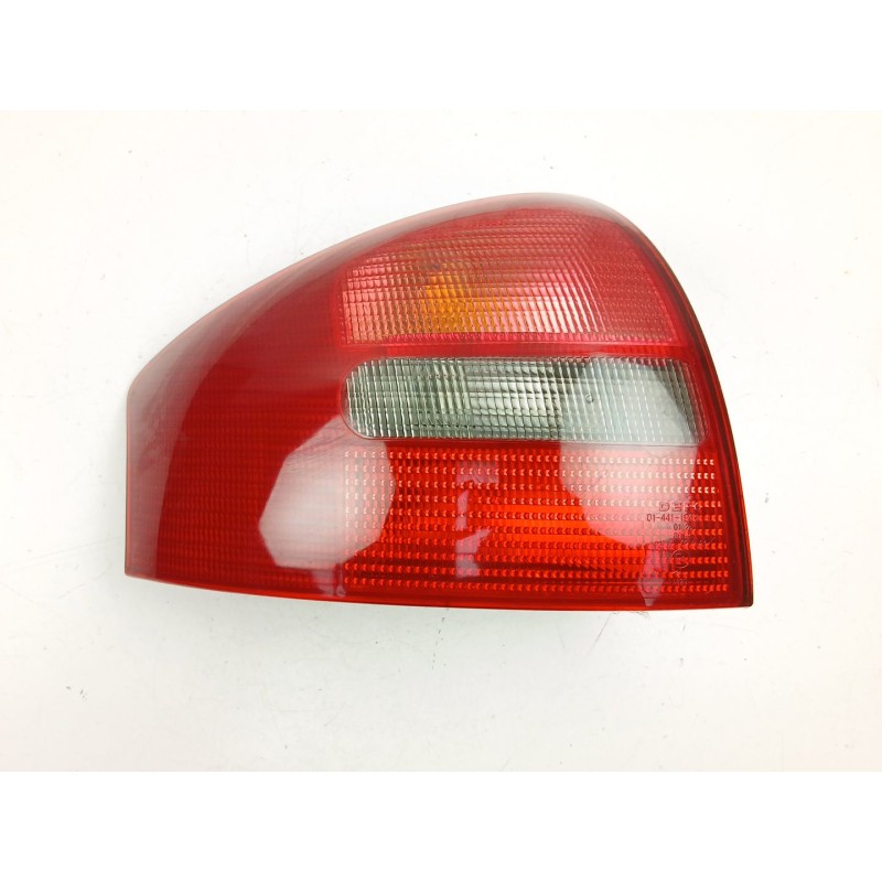 Recambio de piloto trasero izquierdo para audi a6 c5 (4b2, 4b4) 2.4 referencia OEM IAM 4B5945095B   Recambio de piloto trasero izquierdo para audi a6 c5 (4b2, 4b4) 2.4 referencia OEM IAM 4B5945095B