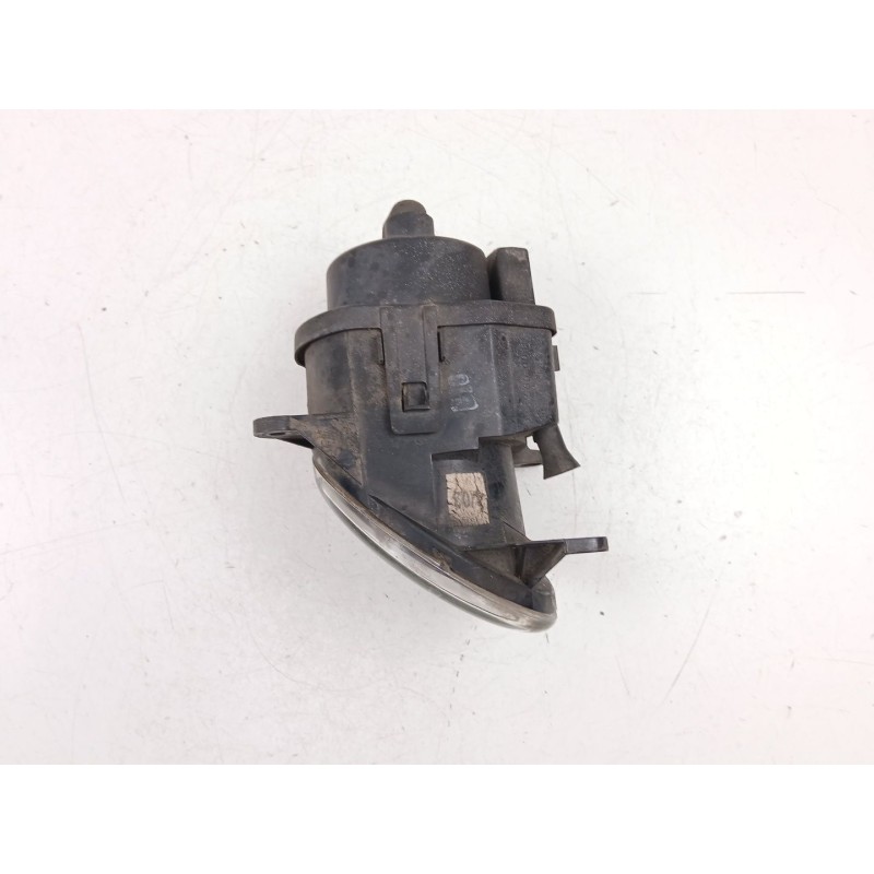 Recambio de antiniebla derecho para audi a6 c5 (4b2, 4b4) 2.4 referencia OEM IAM 4B0941700C   Recambio de antiniebla derecho para audi a6 c5 (4b2, 4b4) 2.4 referencia OEM IAM 4B0941700C